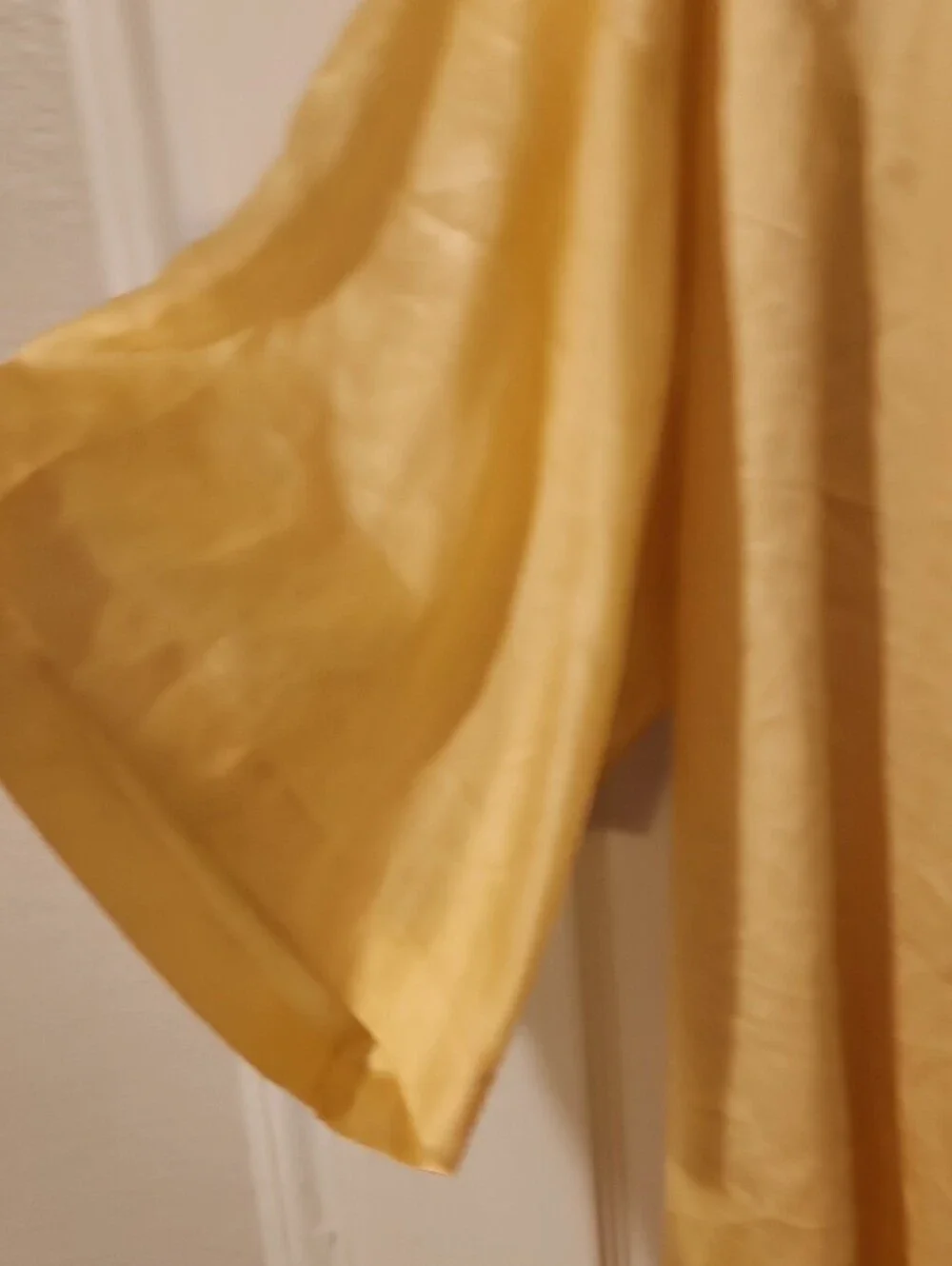 Vintage Victoria's Secret Yellow Satin Angel Robe Sz O/S